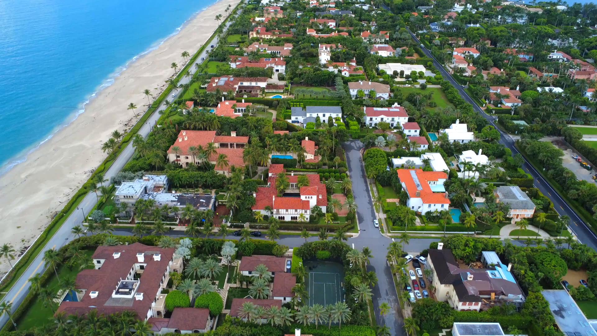 Oceanfront estates along South Ocean Boulevard, Palm Beach